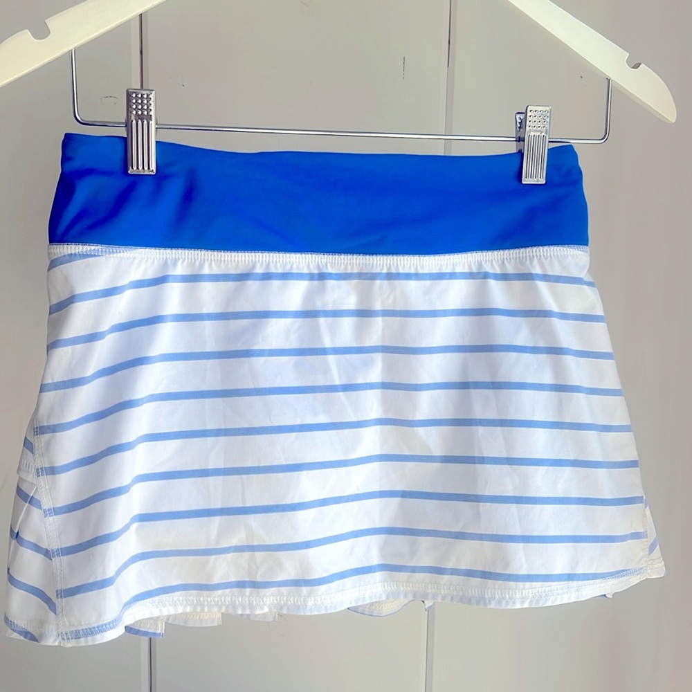 Lululemon Tennis/Golf Skirt Blue and White Striped Size 2